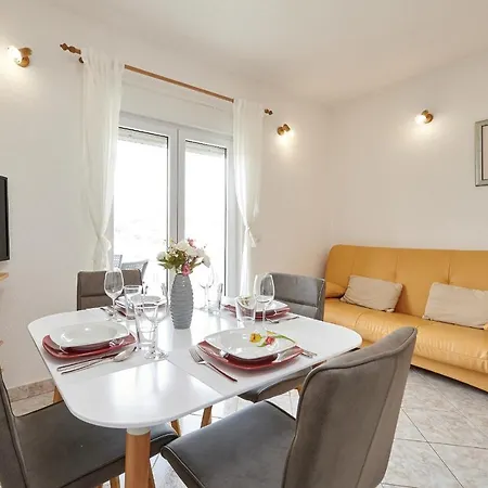 By The Sea Okrug Gornji, Ciovo - 20055 *